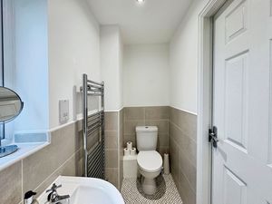 Photo 8- click for photo gallery